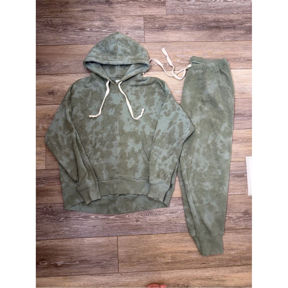 Aerie Sage Green Tie Dye Sweatshirt and Sweats set Sz XS/S